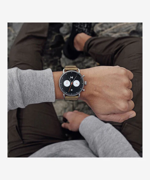 04_0242fbd3-39c4-43c5-ae36-bff0ddd96183